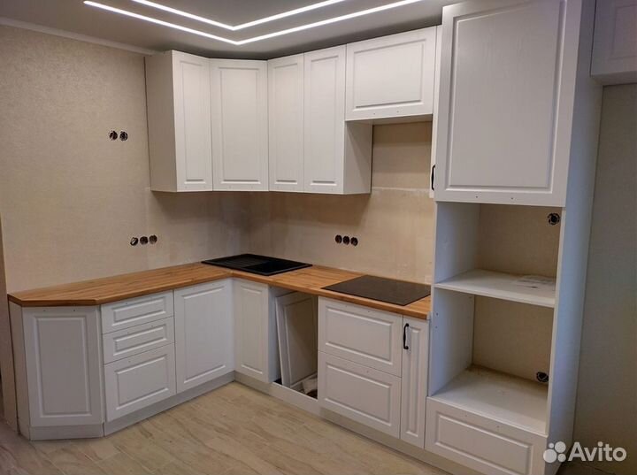 Кухня по индивидуальным размерам с фабрики Млечный