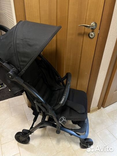 Прогулочная коляска moon