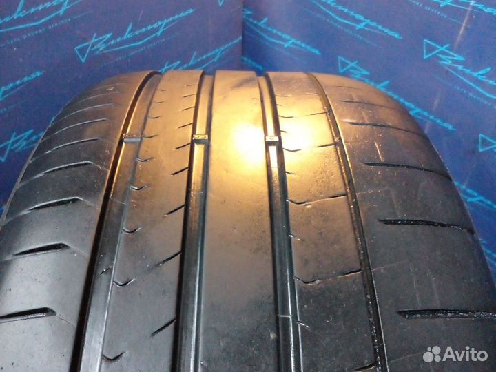 Pirelli P Zero PZ4 285/35 R23 107Y