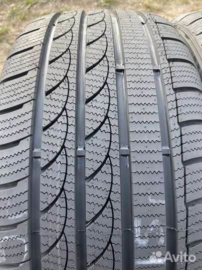 Minerva S210 Ice Plus 245/45 R18