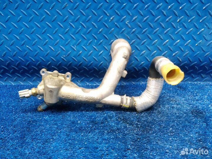 Патрубок охлаждения радиатора Ford Mustang 6