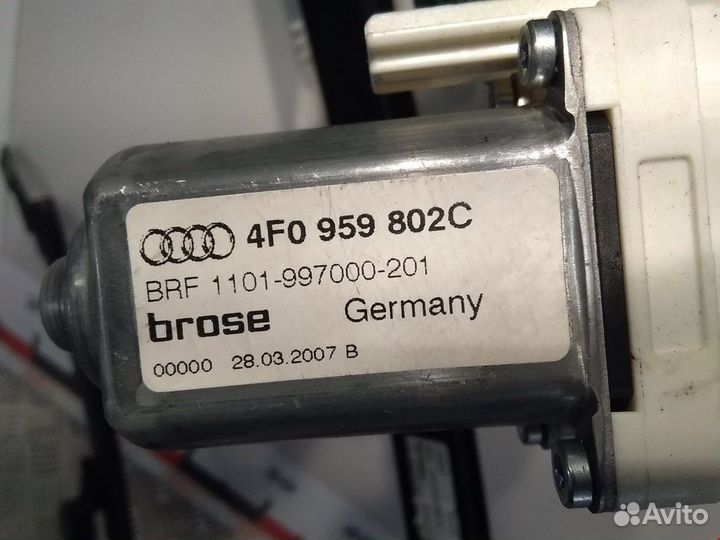 Стеклоподъемник электрический задний правый Audi