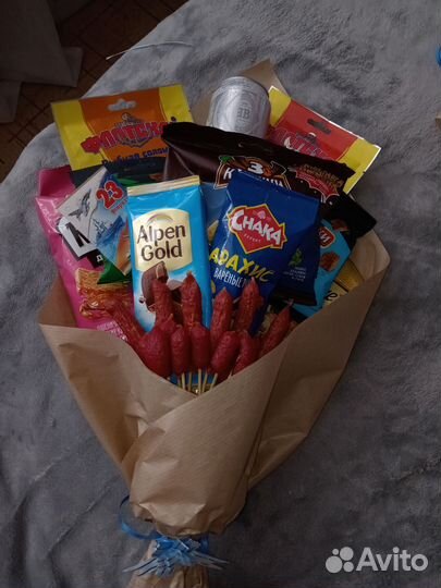 Букеты из атласных роз, съедобные букеты