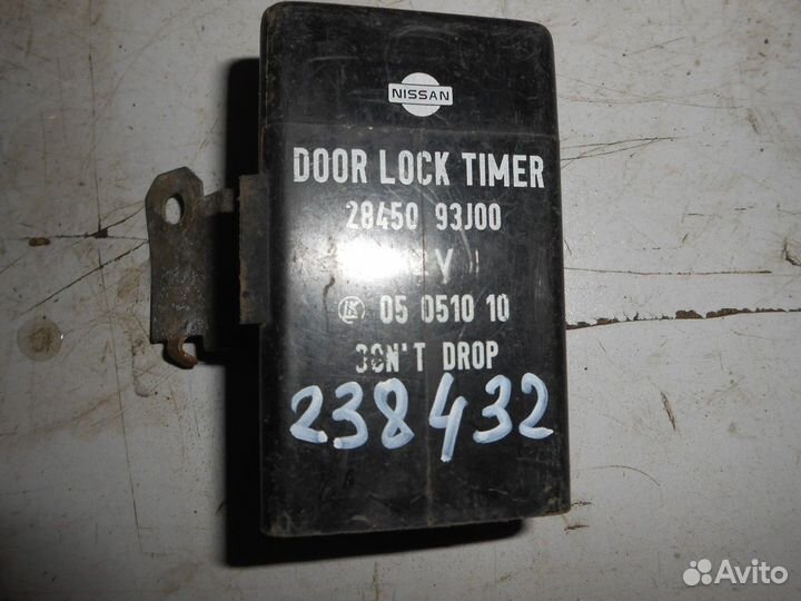 Электронный блок (Nissan Primera)