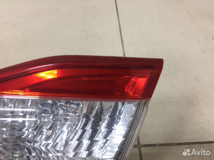 Фонарь задний внутренний правый Toyota Camry V50 2