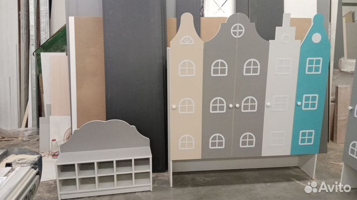 Шкафы в раздевалку детского сада. Шкаф детский