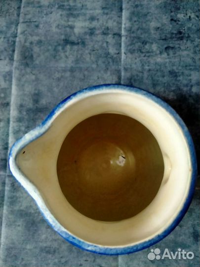 Керамический кувшин