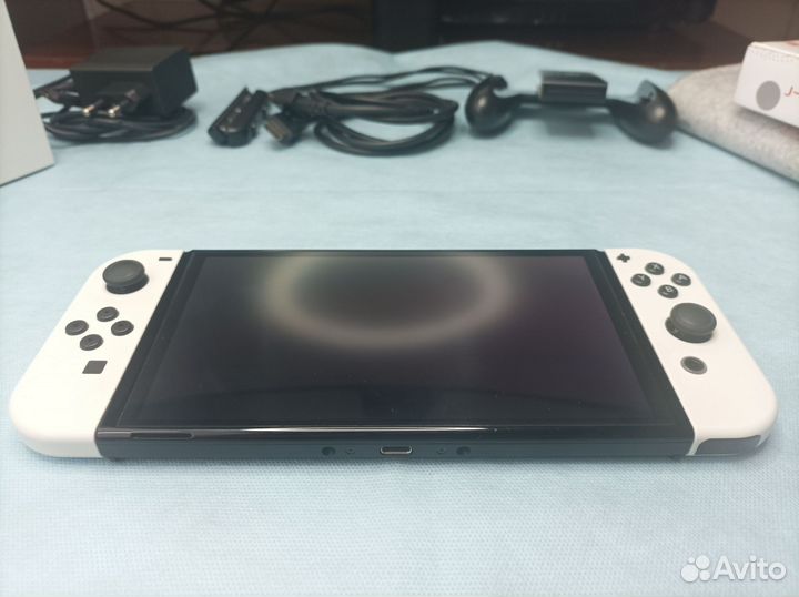 Nintendo switch oled + джойконы + чехол