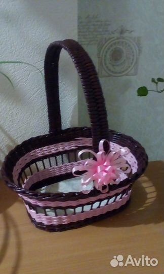 Плету изделия из бумажной лозы