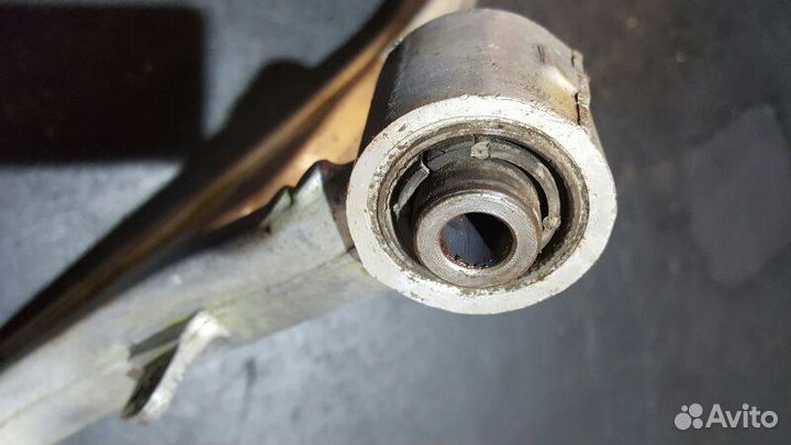 Передние алюминиевые рычаги Subaru Impreza Wrx Sti