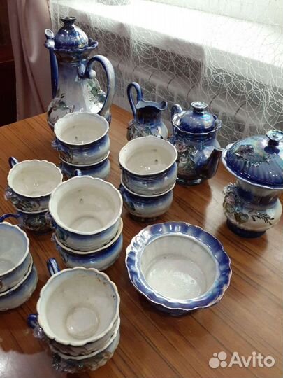 Сервиз чайно-кофейный, 17 предметов. Чайник, кофей