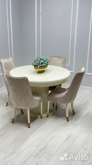 Кухонный стол. Доставка по всей России