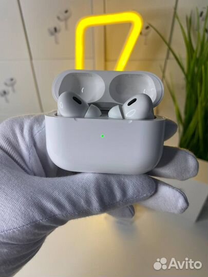 AirPods Pro Luxe