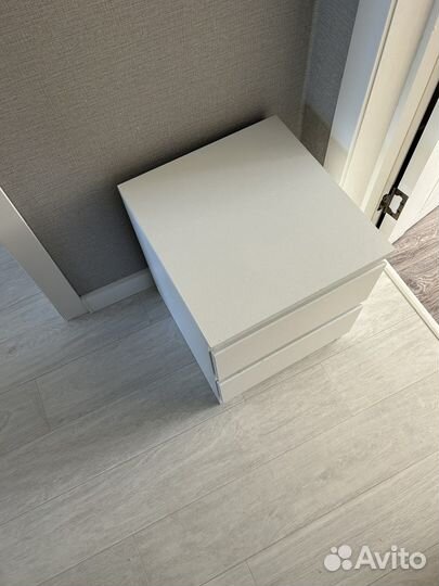 Тумбочка прикроватная бу