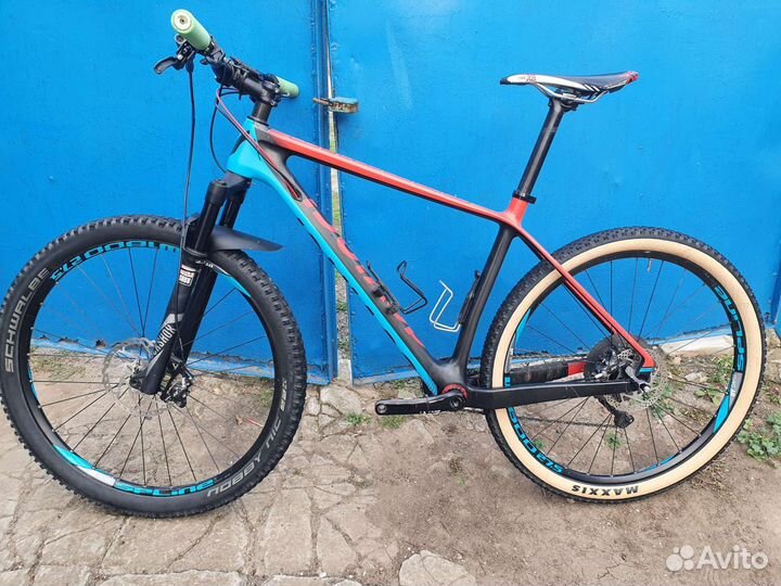 Велосипед Darwin Devinci Carbon SL