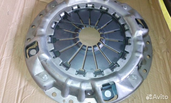 Бампер isuzu nqr 71