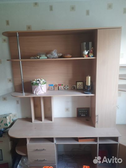 Уголок школьника со столом