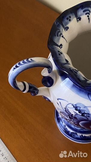 Ваза для цветов настольная Гжель