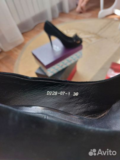 Туфли женские 39 размер черные