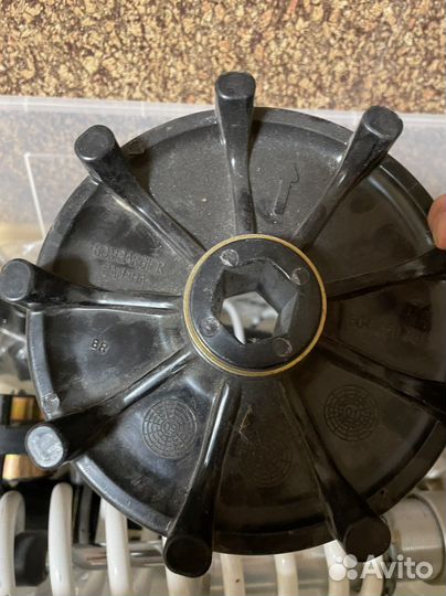 Ролик BRP SKI DOO lunx 504151781