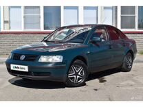 Volkswagen Passat 1.6 MT, 1998, 292 955 км, с пробегом, цена 299 900 руб.