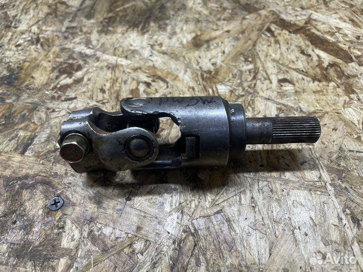 Кардан рулевого вала Mazda Demio DW5W 1996-2002