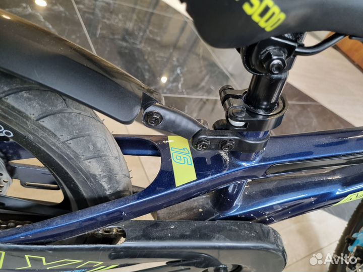 Велосипед maxiscoo cosmic стандарт 16