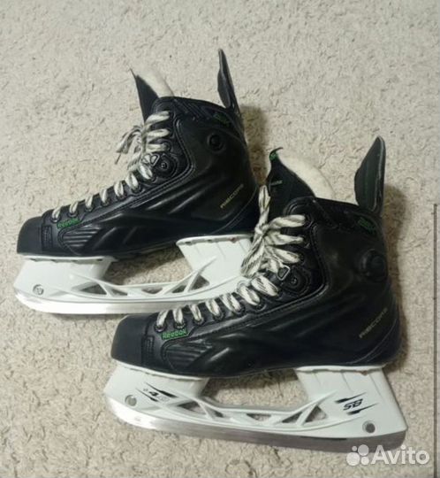 Продаю хоккейные коньки Коньки Reebok 26K
