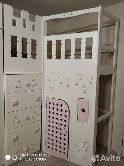 Детская комната для девочки