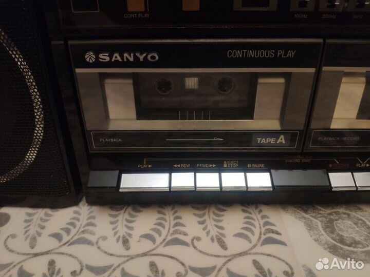 Магнитофон Sanyo c35