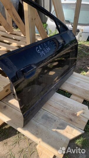 Дверь передняя правая Mitsubishi Galant