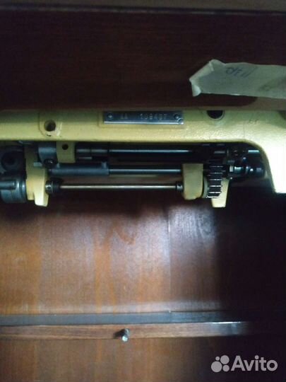 Швейная машинка Veritas