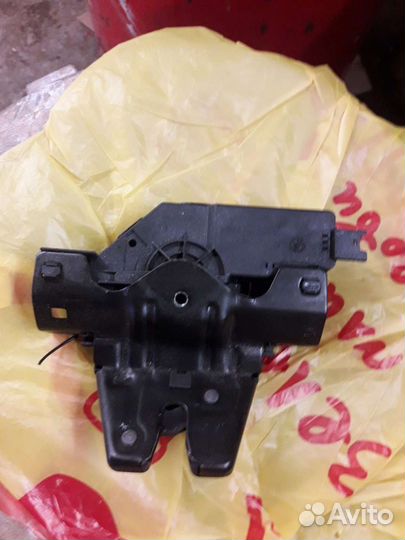 Замок багажника BMW E46/E90/E92/E60/E63