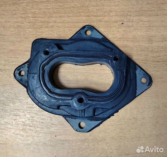 Фланец карбюратора VW Passat B3 1.6