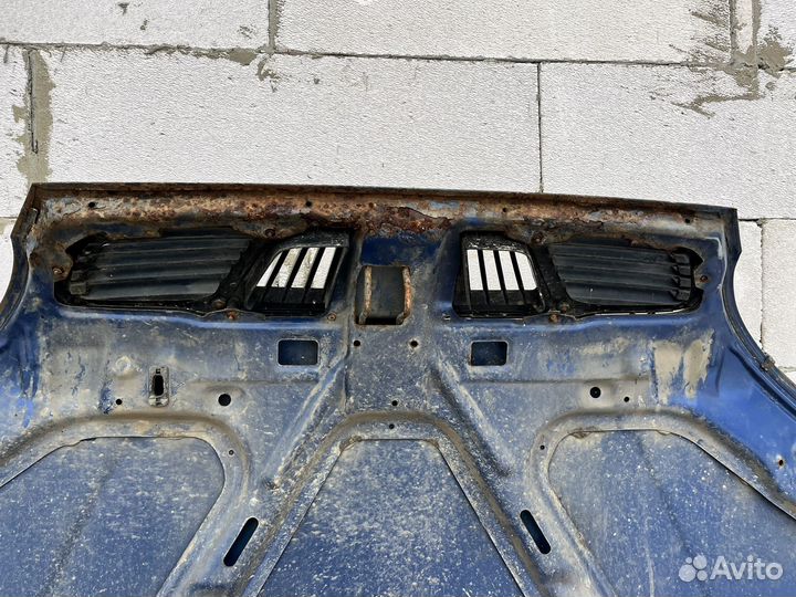 Капот Заз Сенс (шанс) (Sens) (Chance)