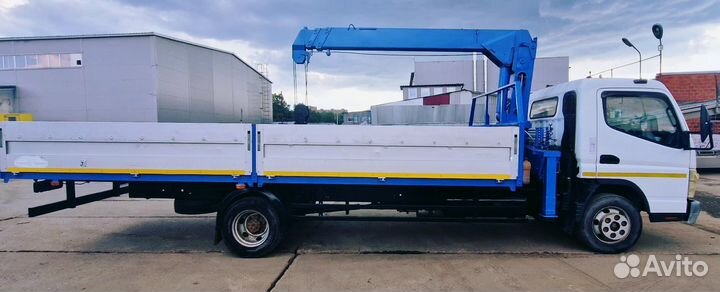 Mitsubishi Fuso Canter с КМУ, 2014