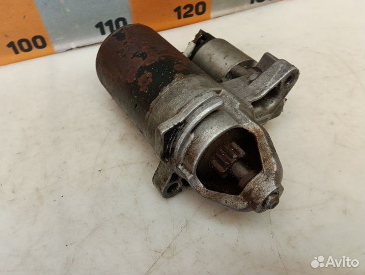 Стартер Volkswagen Passat