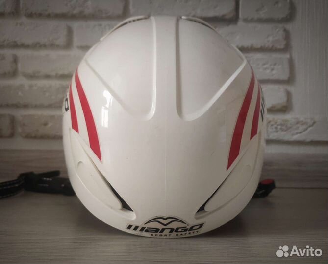 Горнолыжный шлем