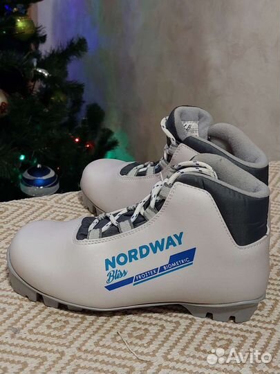 Лыжные ботинки для девочки р.34