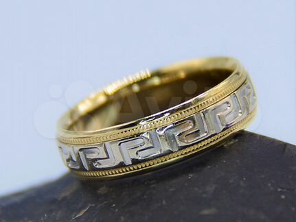 Золотое кольцо 5,93 гр