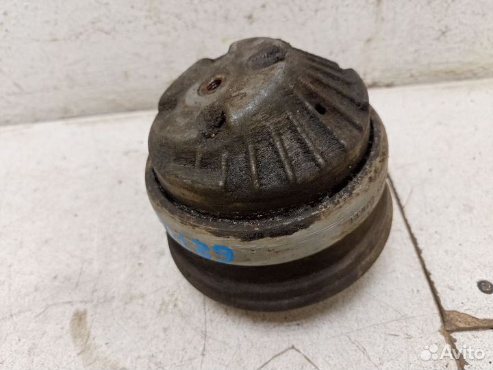 Подушка двигателя