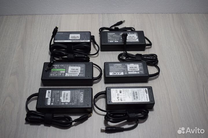 Адаптер для ноутбука новый