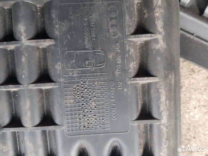 Ауди Алроуд А6-С7.Комплект ковриков