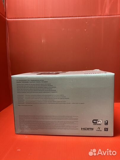 Фотоаппарат Canon EOS 2000D Kit