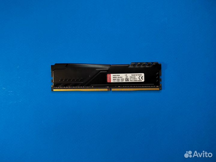 DDR4 8 GB 3200 mhz HyperX Fury red для пк Новая