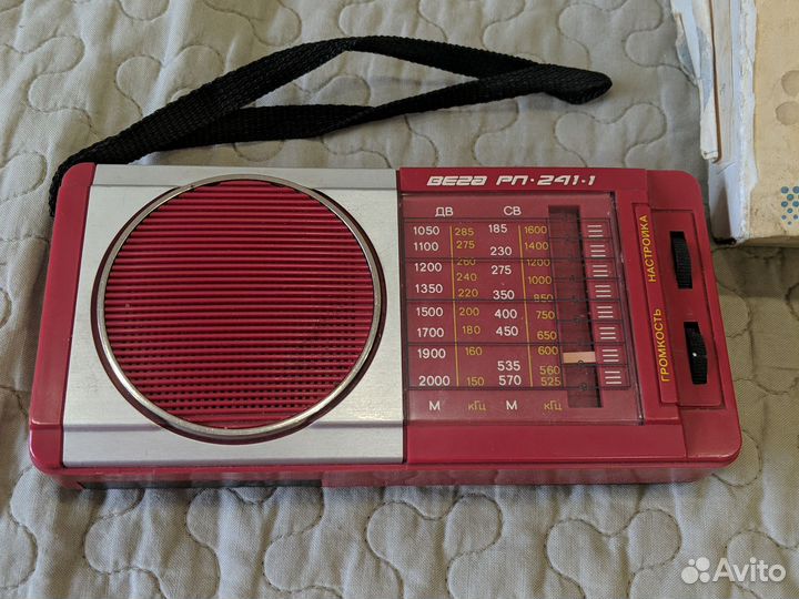 Радиоприемник Вега рп-2411, работает