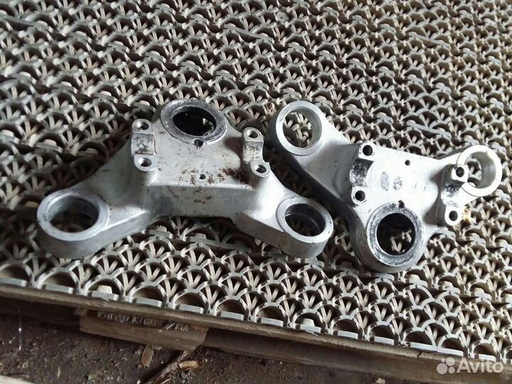 Траверса верхняя ява 638