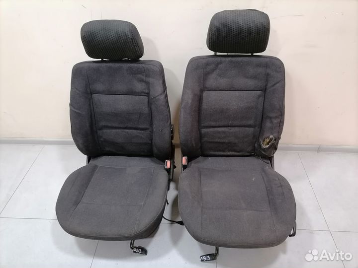 Сиденья передние Audi 80/90 B3 1986-1991