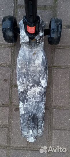 Самокат детский 3-ный со светящимися колесами