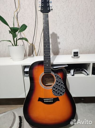 Акустическая гитара